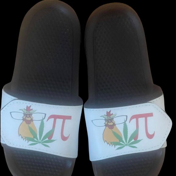 Southern Sista Designs White/Black Chicken Pot Pie Slides - Picture 2 of 2